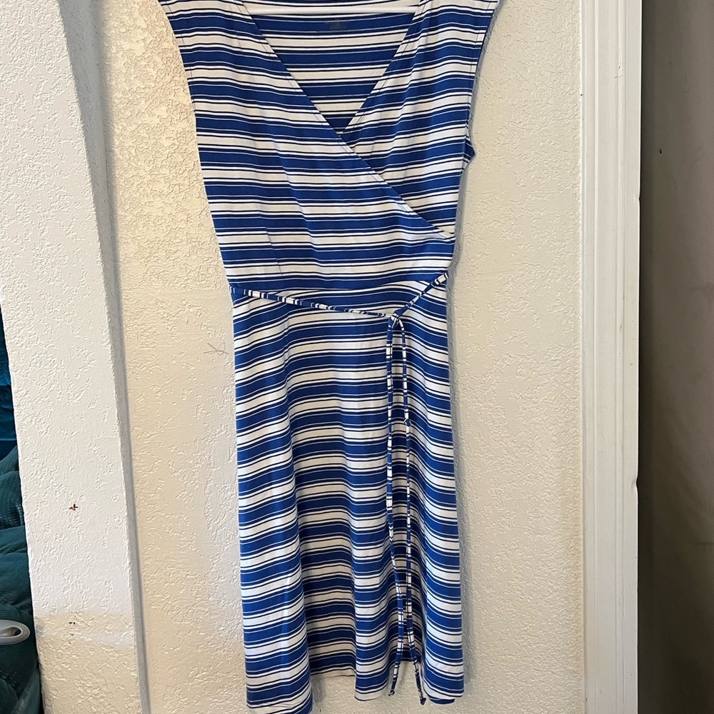Talbots faux-wrap dress with belt and large!!